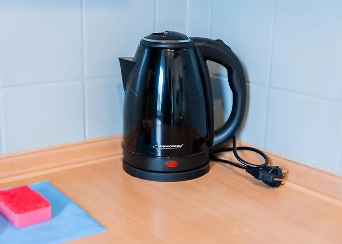 Lakeside Nature Escape By Bookinghost Appartamento *